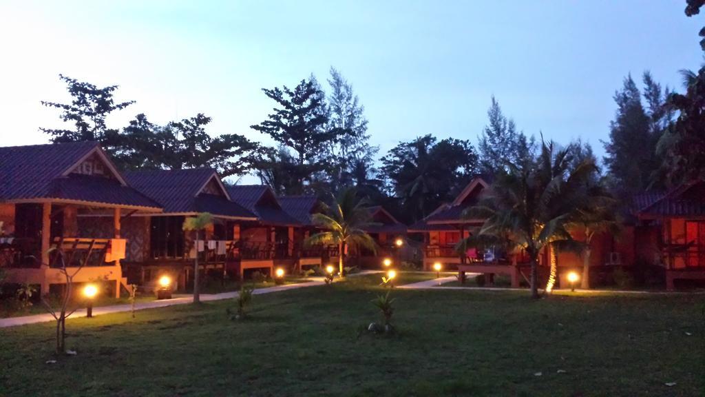Lanta Pearl Beach Resort Ko Lanta Kültér fotó