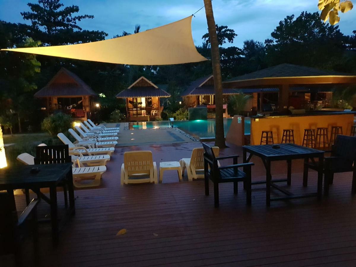Lanta Pearl Beach Resort Ko Lanta Kültér fotó